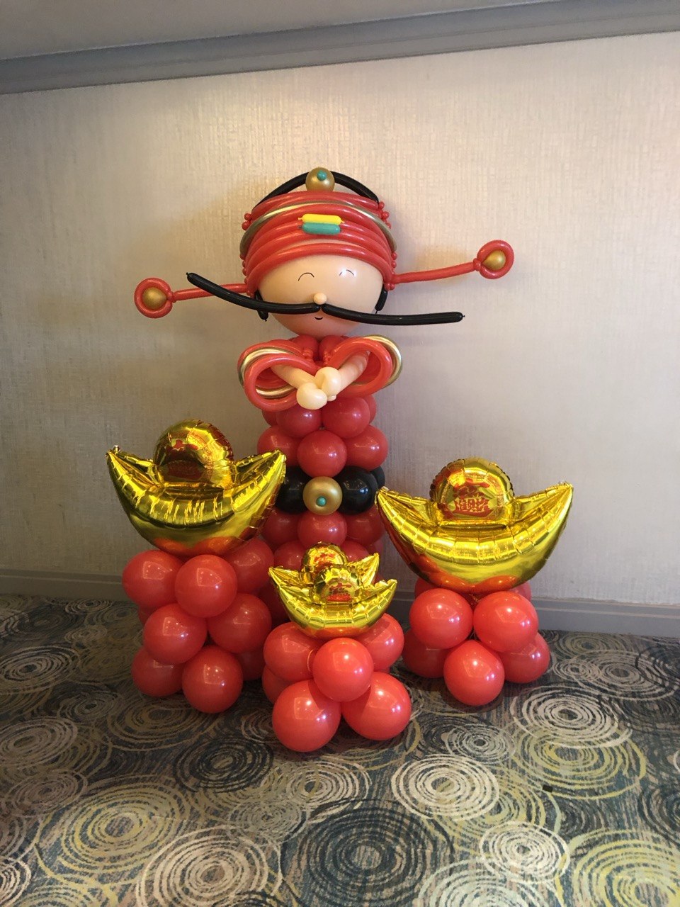 God of Fortune balloon sculpture for Chinese New Year