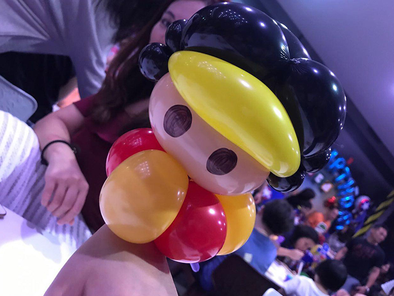 Balloon sculpting activity by BounceParkSG