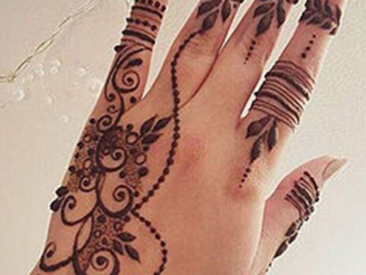 Henna art station by BounceParkSG